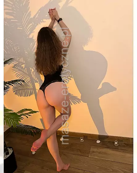 Mia Nuru