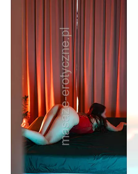 Oliwia -Cosmos Massage